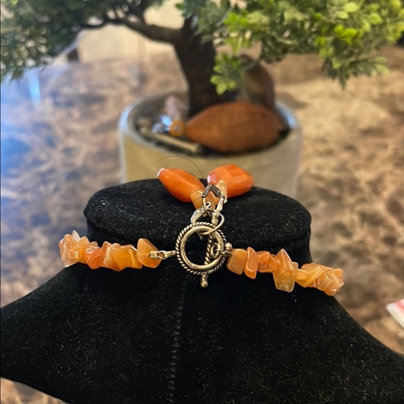 Orange Amber Bead Necklace with Teardrop Design - Picture 2 of 3